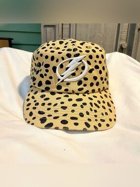 *EUC* '47 Brand~Tampa Bay Lightning - Snapback Hat - Leopard Print - NHL Cap/Hat